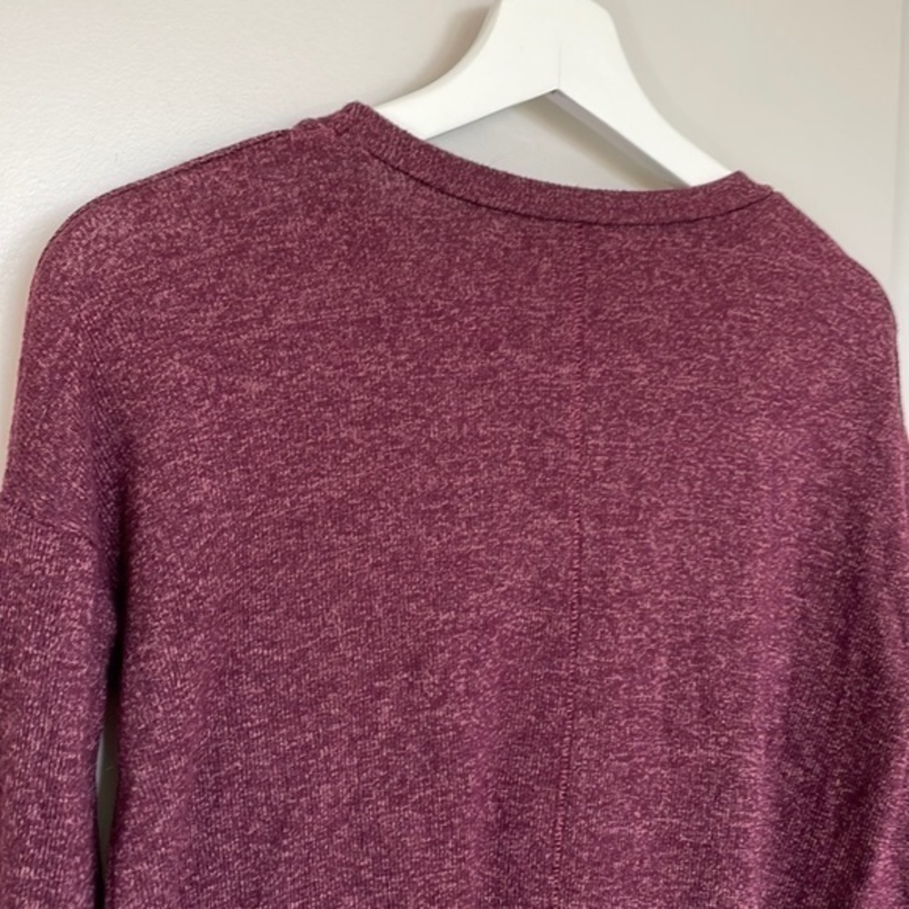 American Eagle Sweater - Picture 7 of 8